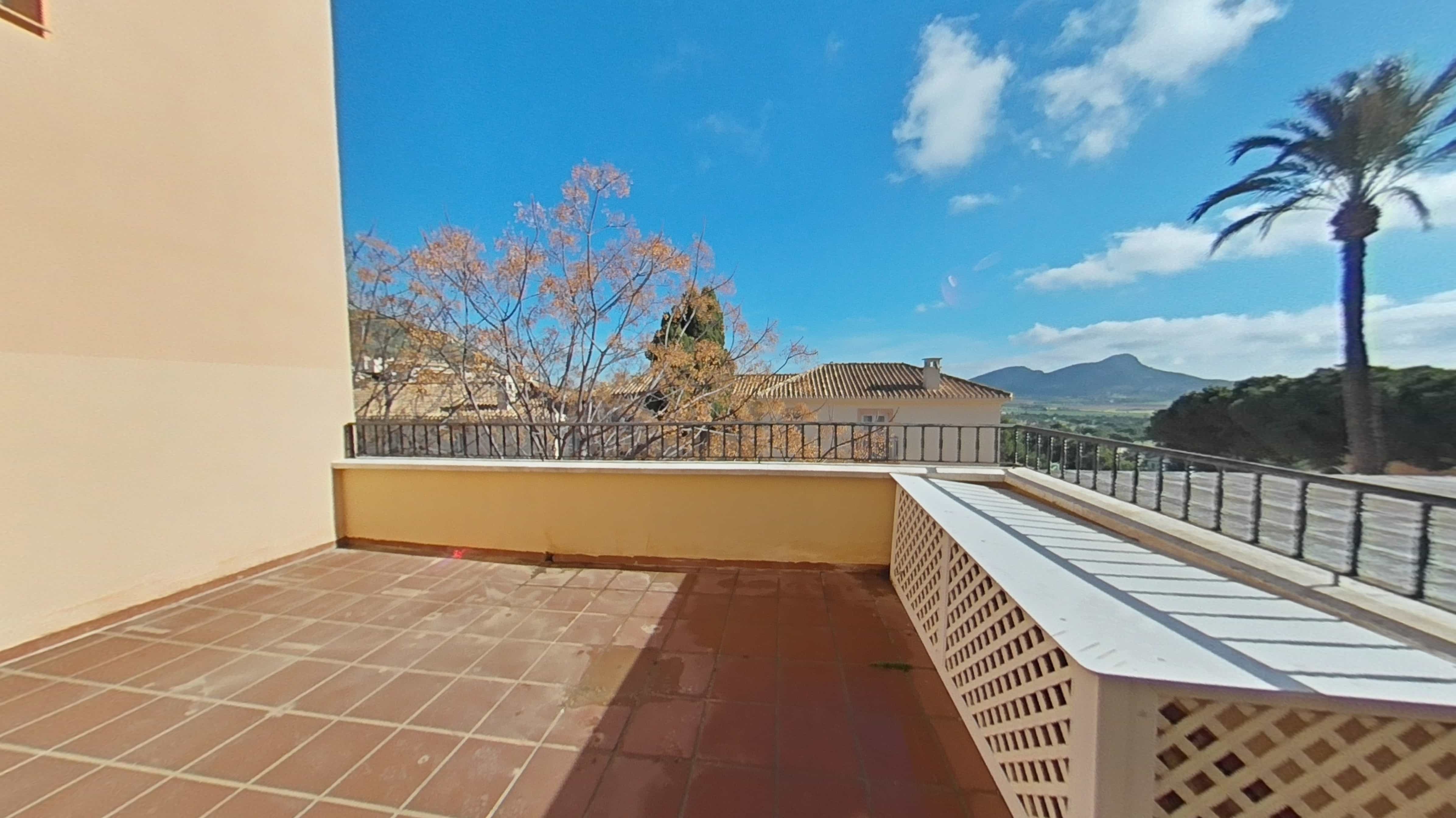 Piso en venta en urb Club de Golf