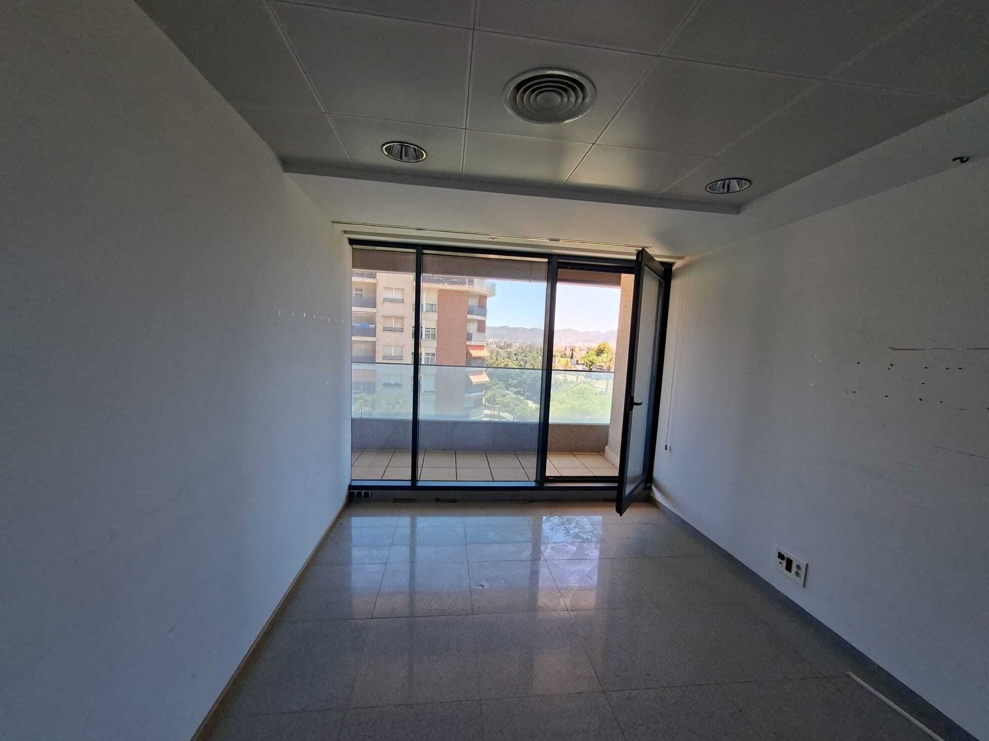 Office for sale in calle De la Condesa