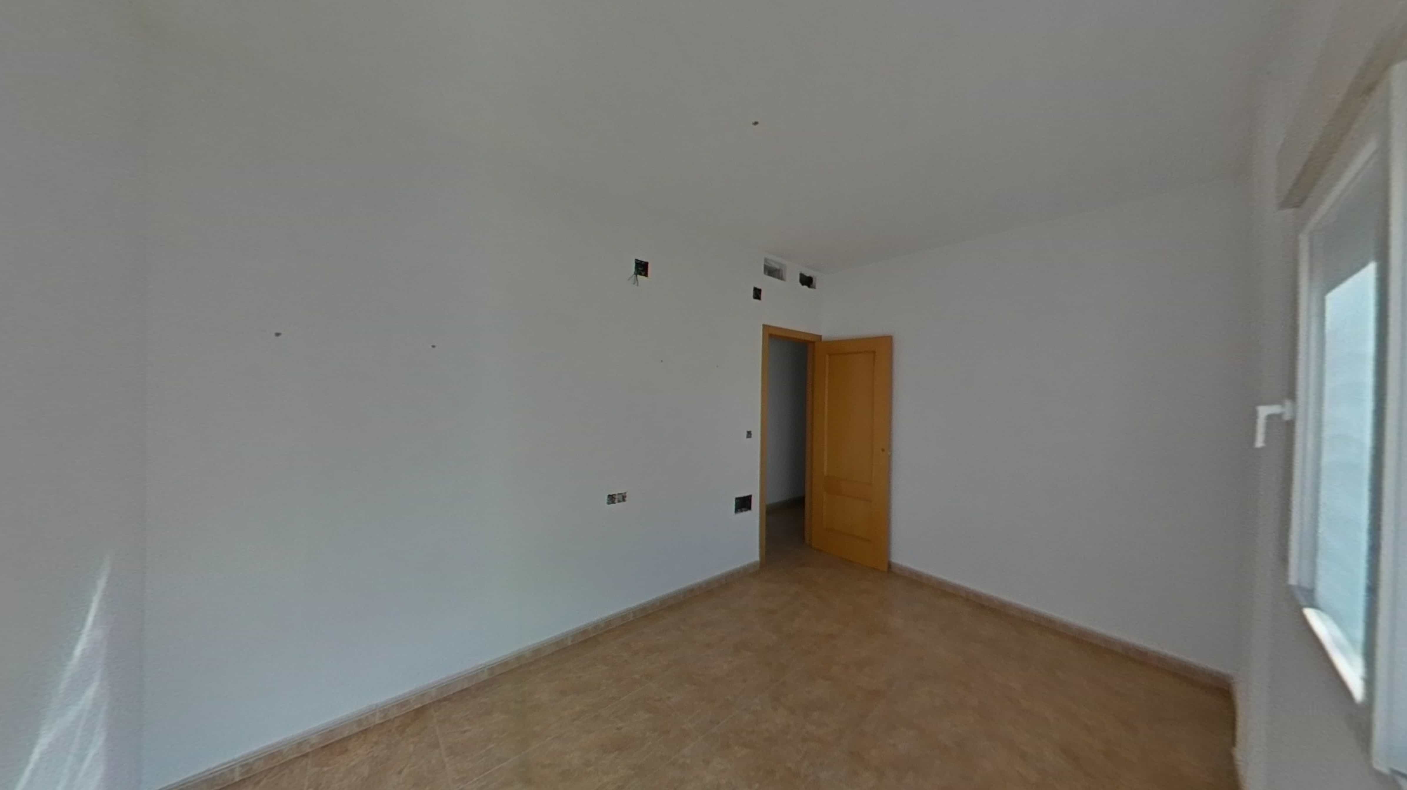 Chalet adosado en venta en calle Mapache