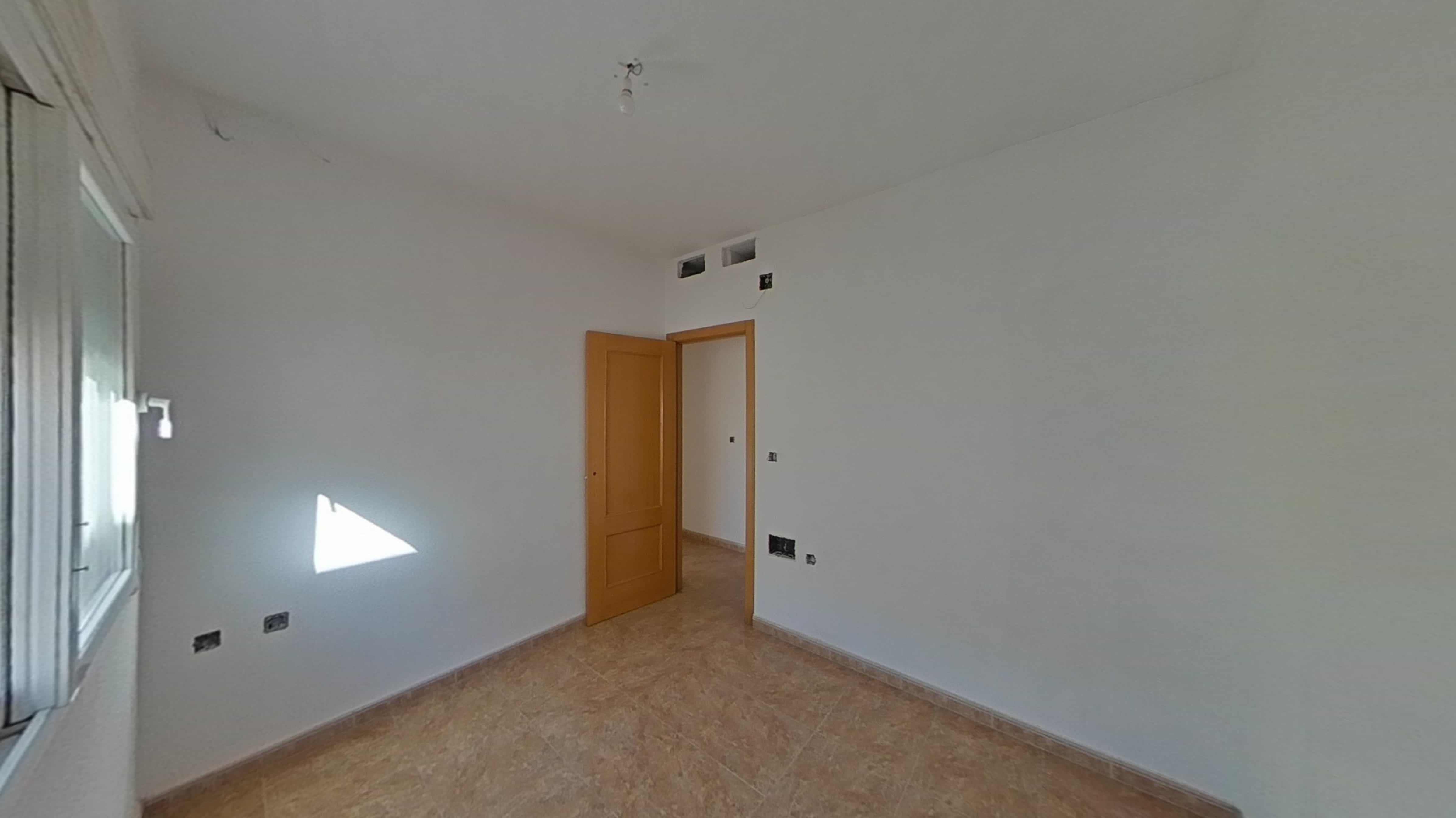 Chalet adosado en venta en calle Mapache