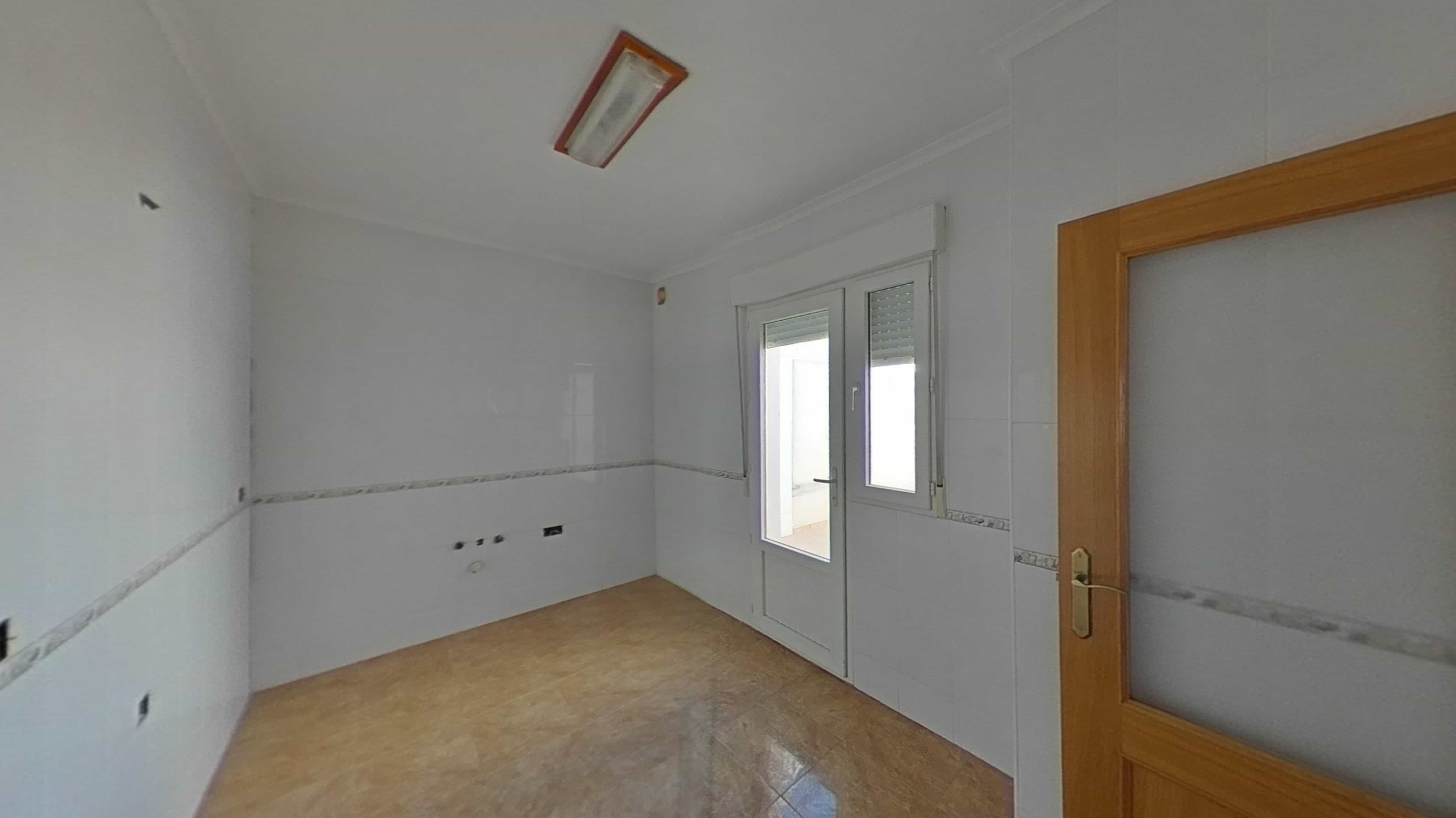 Chalet adosado en venta en calle Mapache