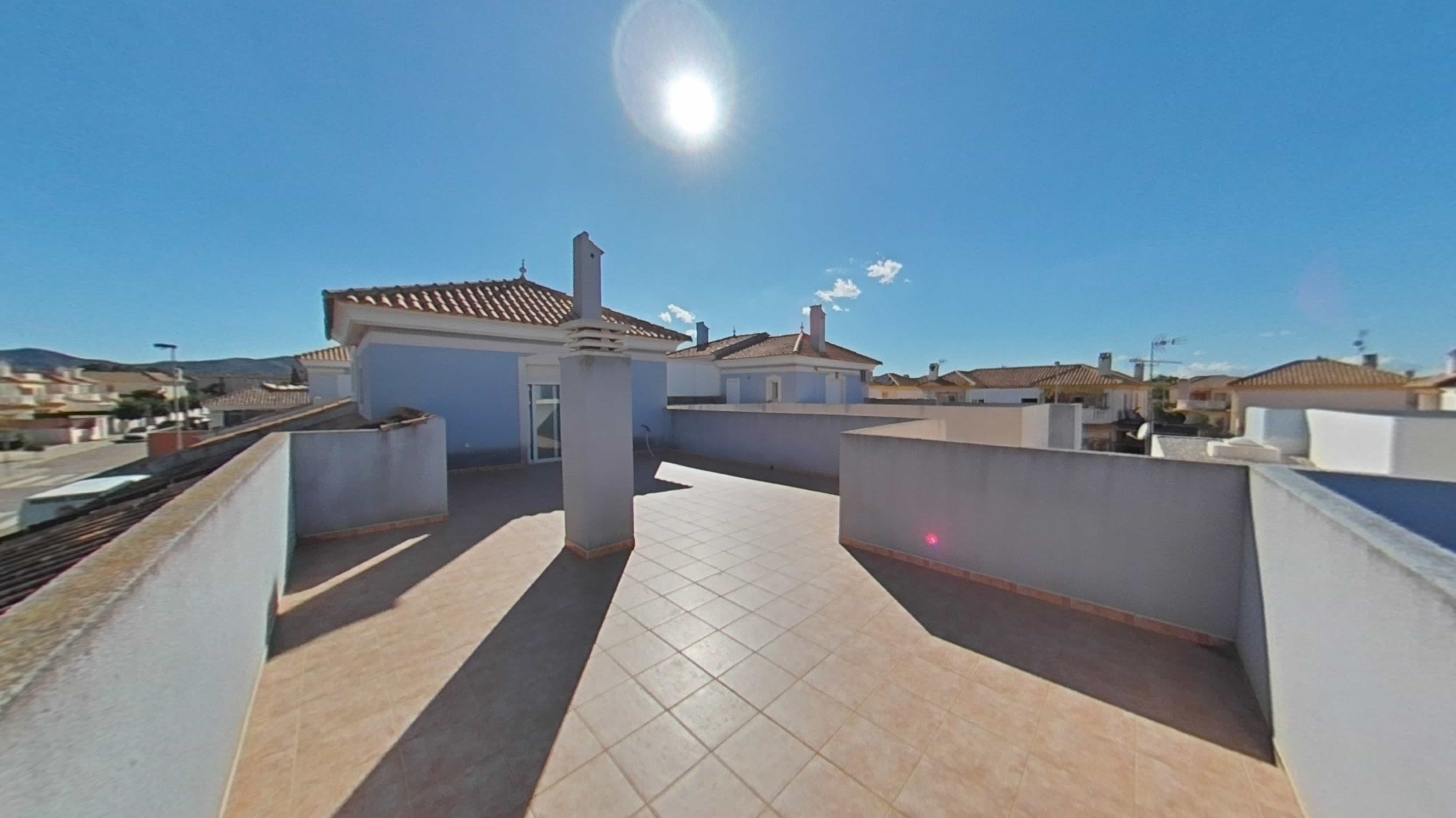 Chalet adosado en venta en calle Mapache
