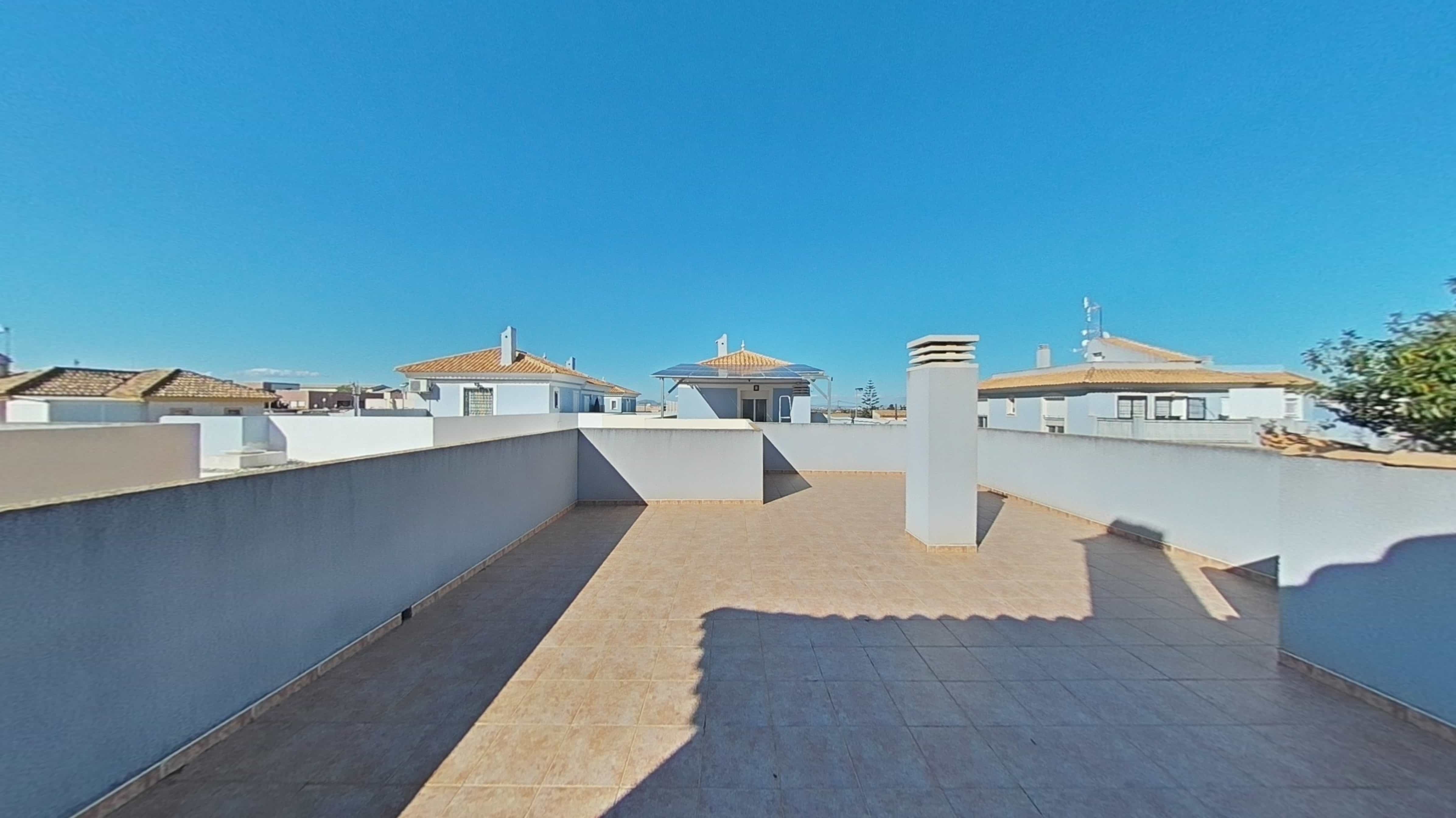 Chalet adosado en venta en calle Mapache