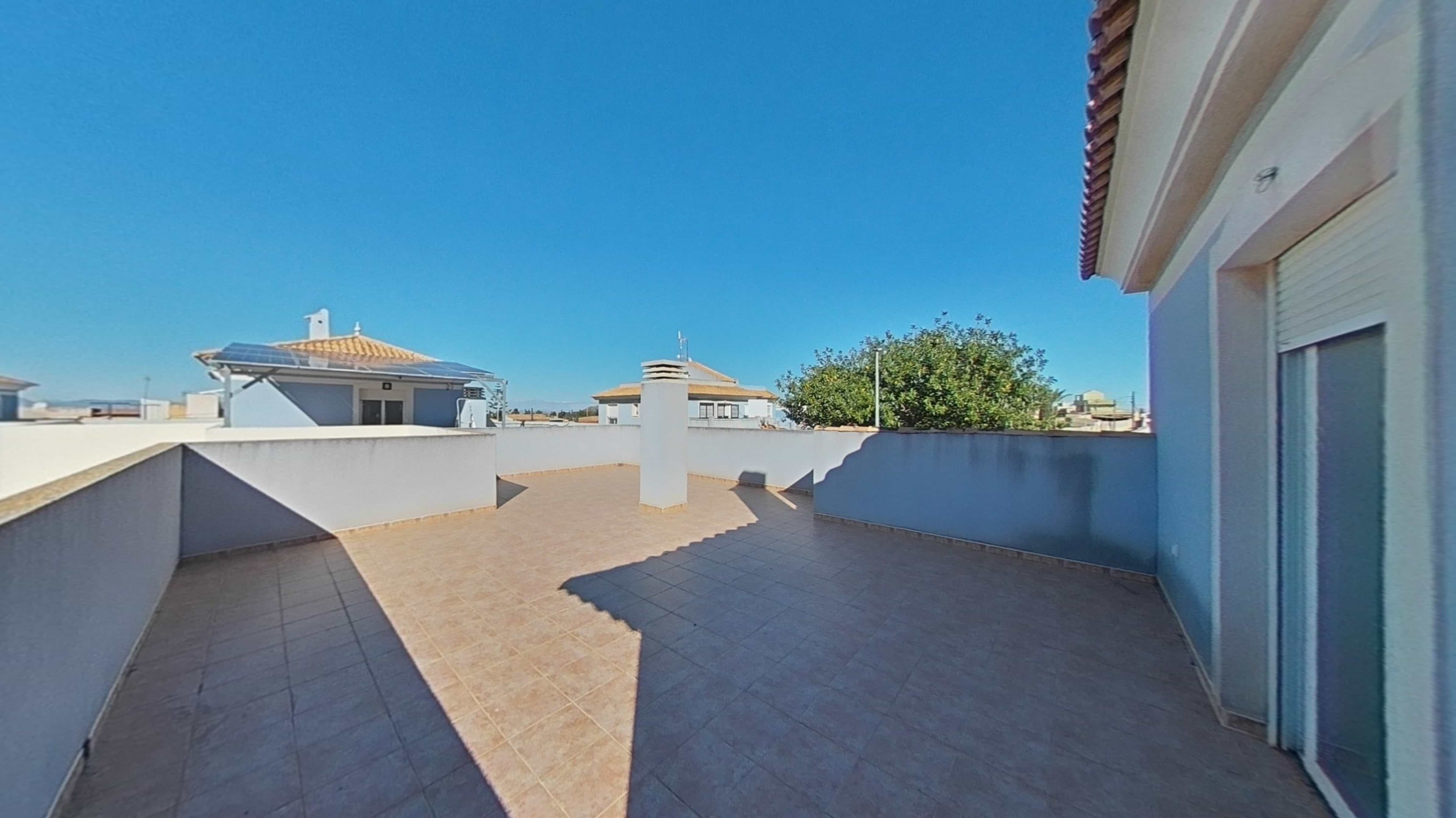 Chalet adosado en venta en calle Mapache