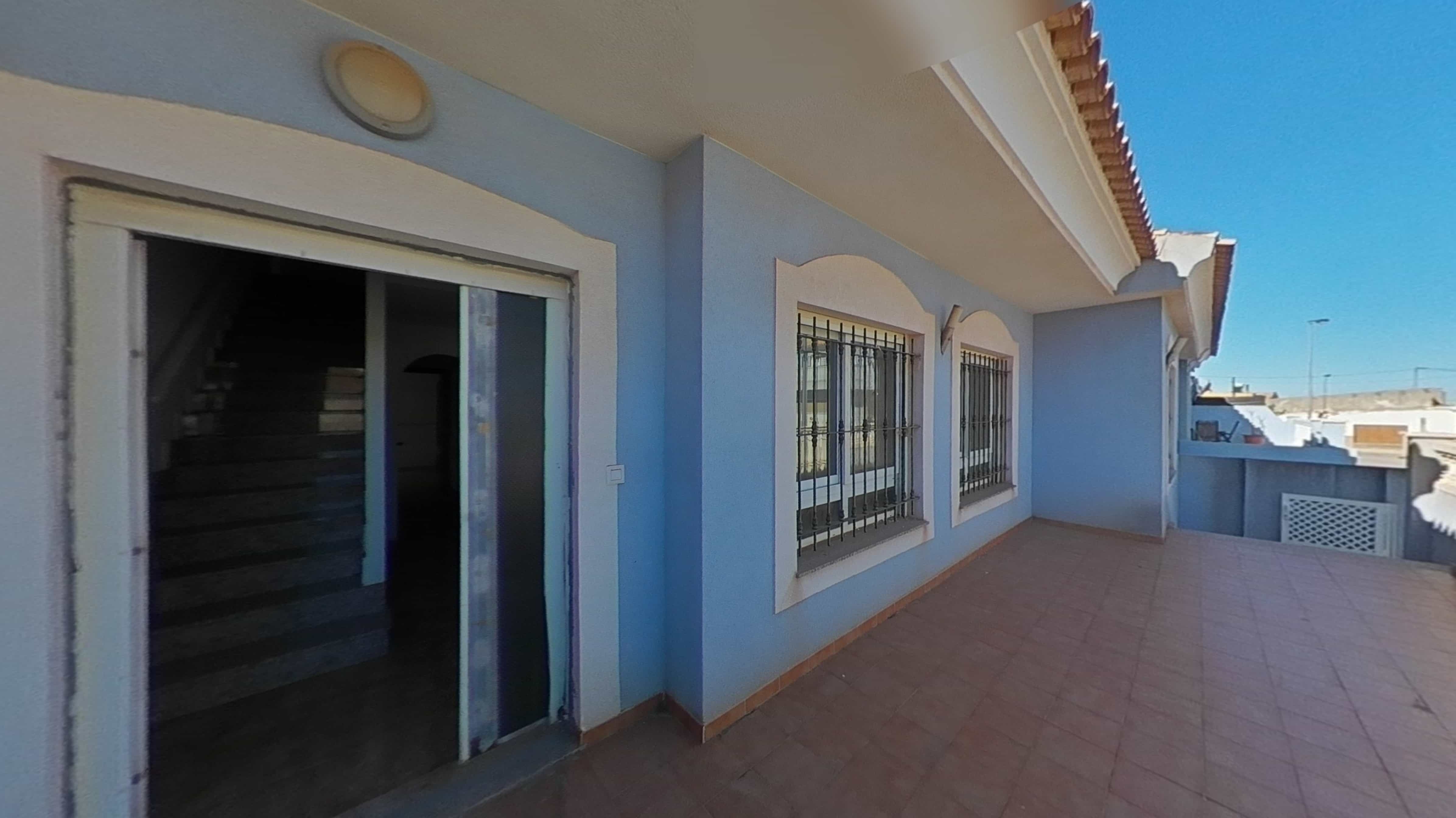Chalet adosado en venta en calle Mapache