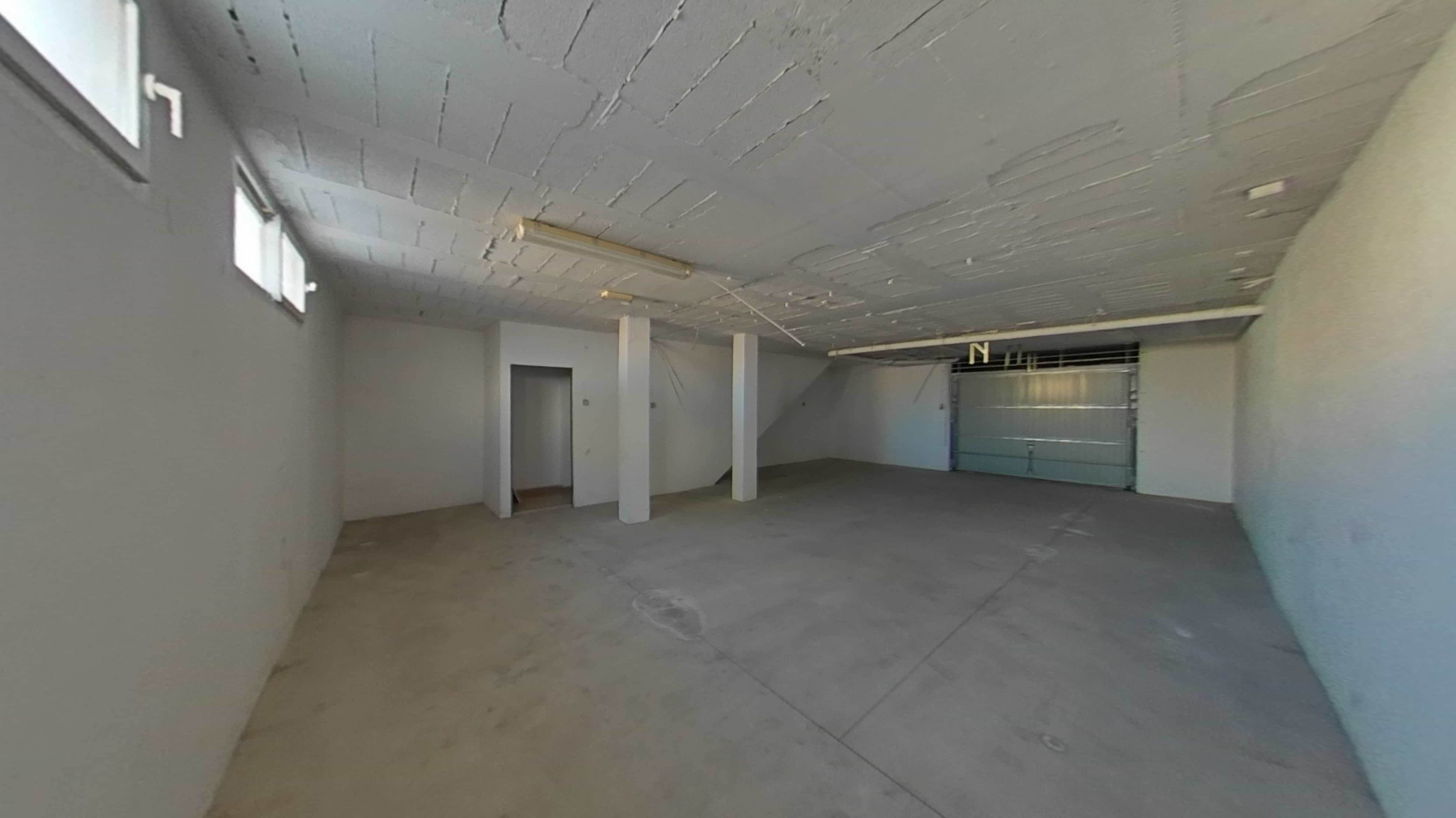 Chalet adosado en venta en calle Mapache
