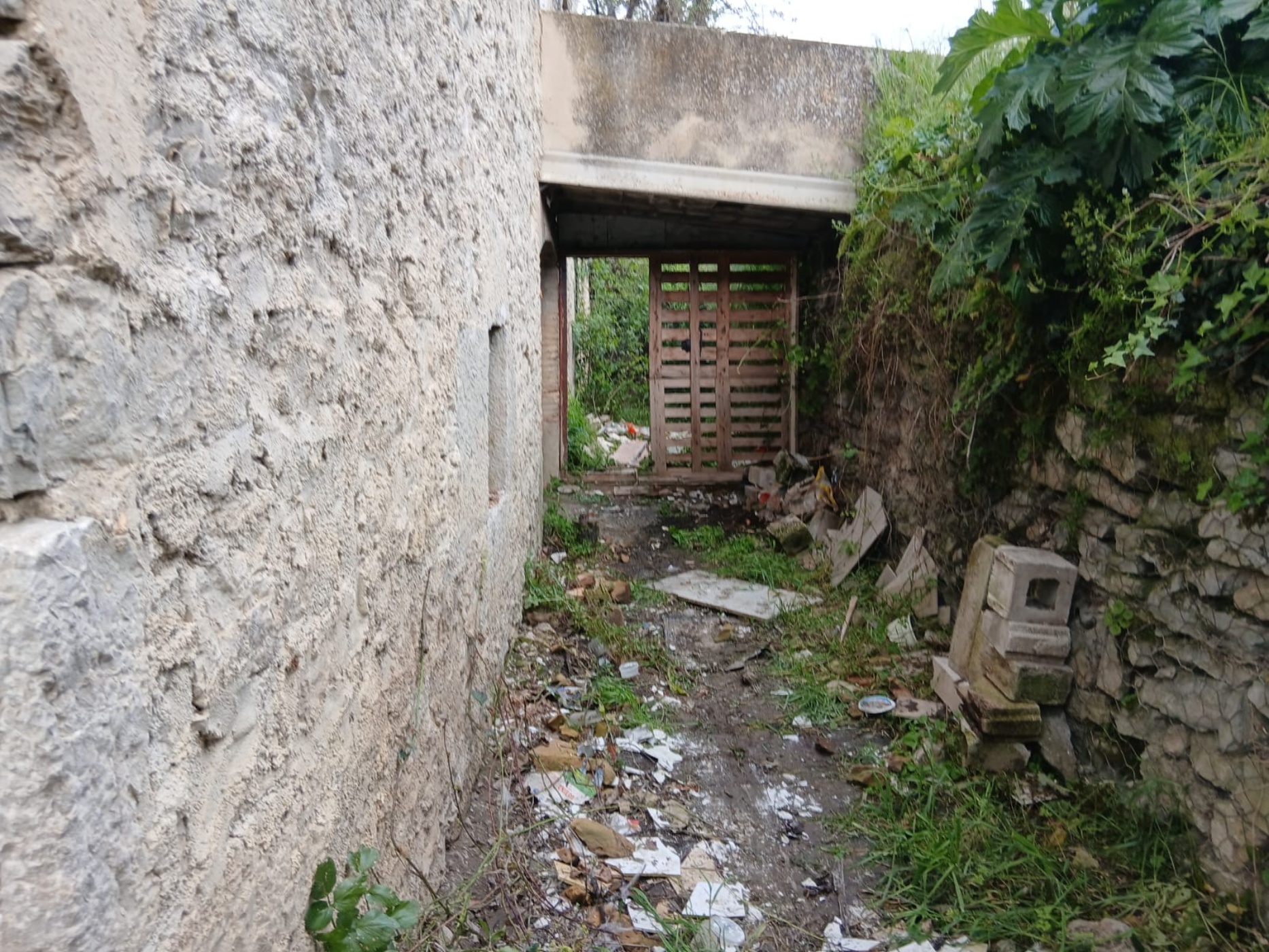 Terreno en venta en calle Camino de Ibero