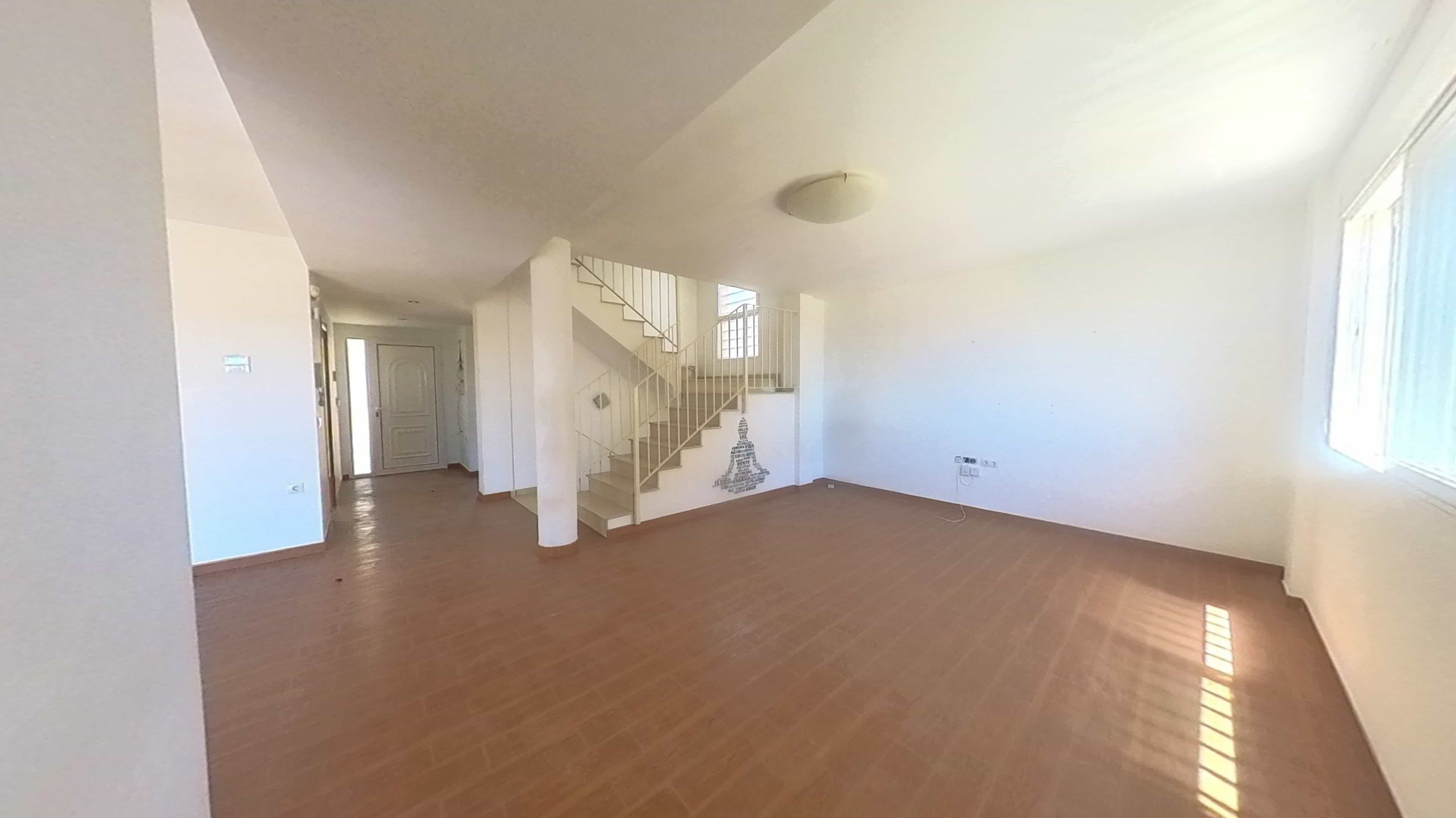 Chalet adosado en venta en avda Escandinavia