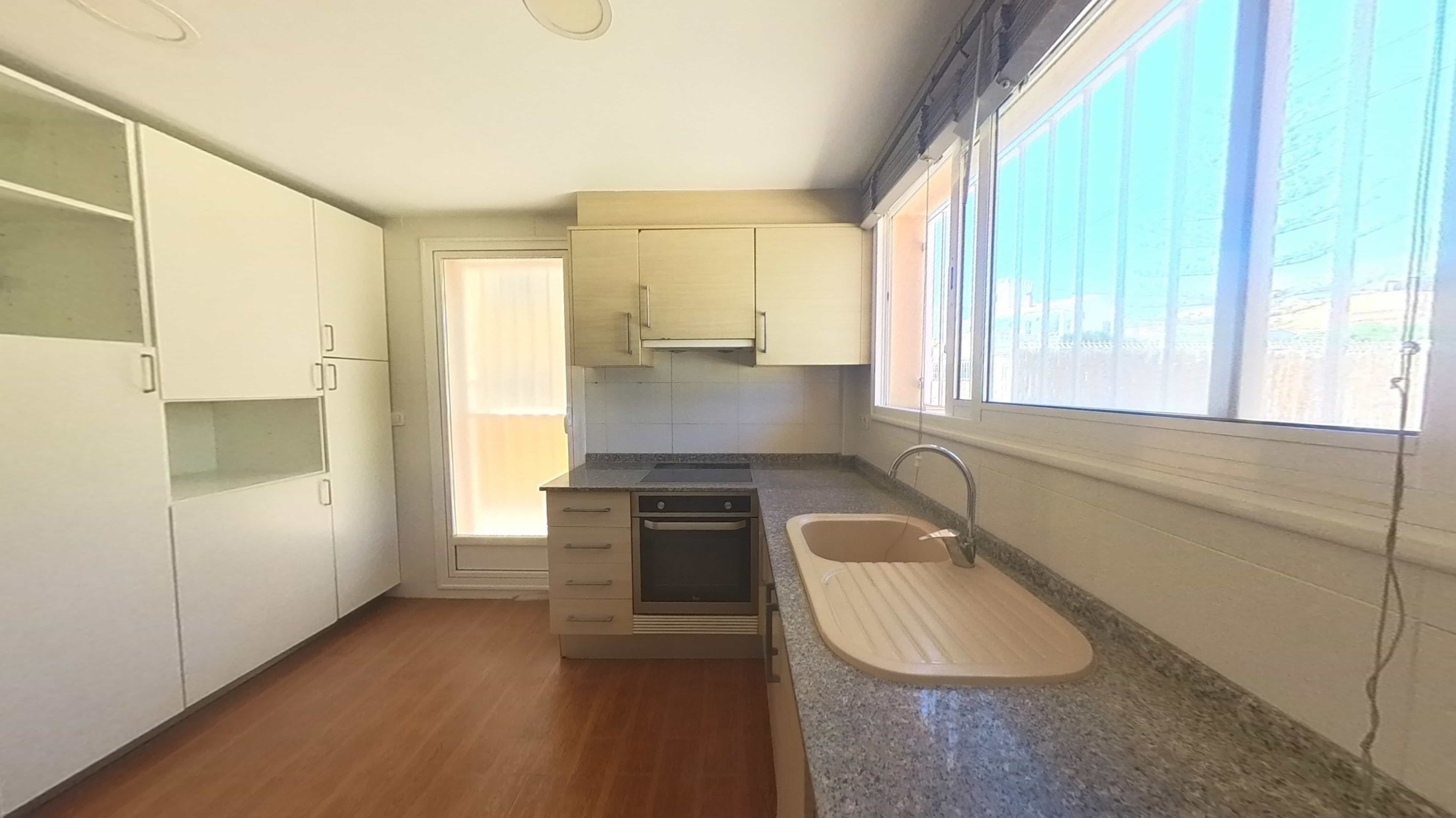 Chalet adosado en venta en avda Escandinavia