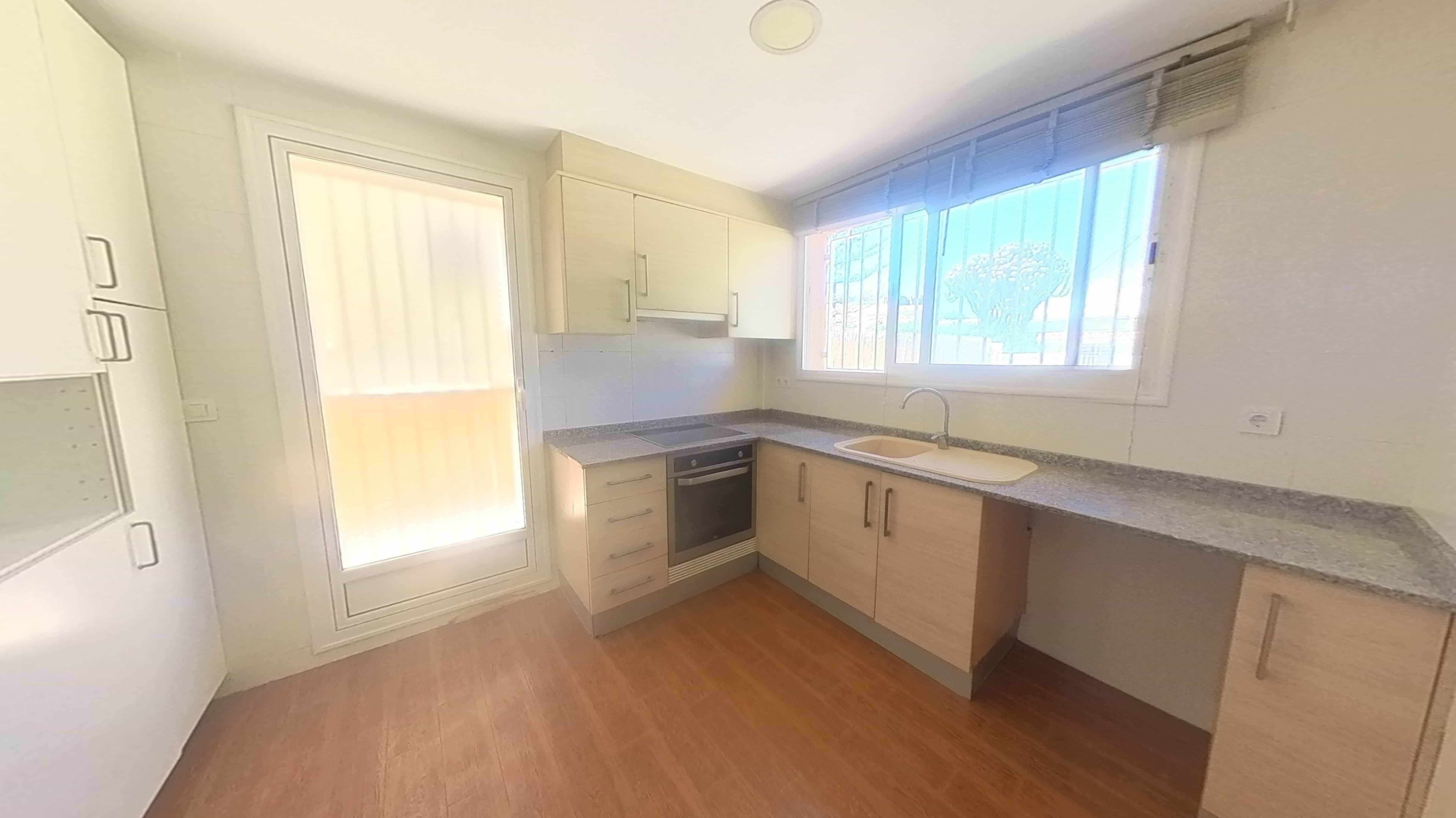 Chalet adosado en venta en avda Escandinavia