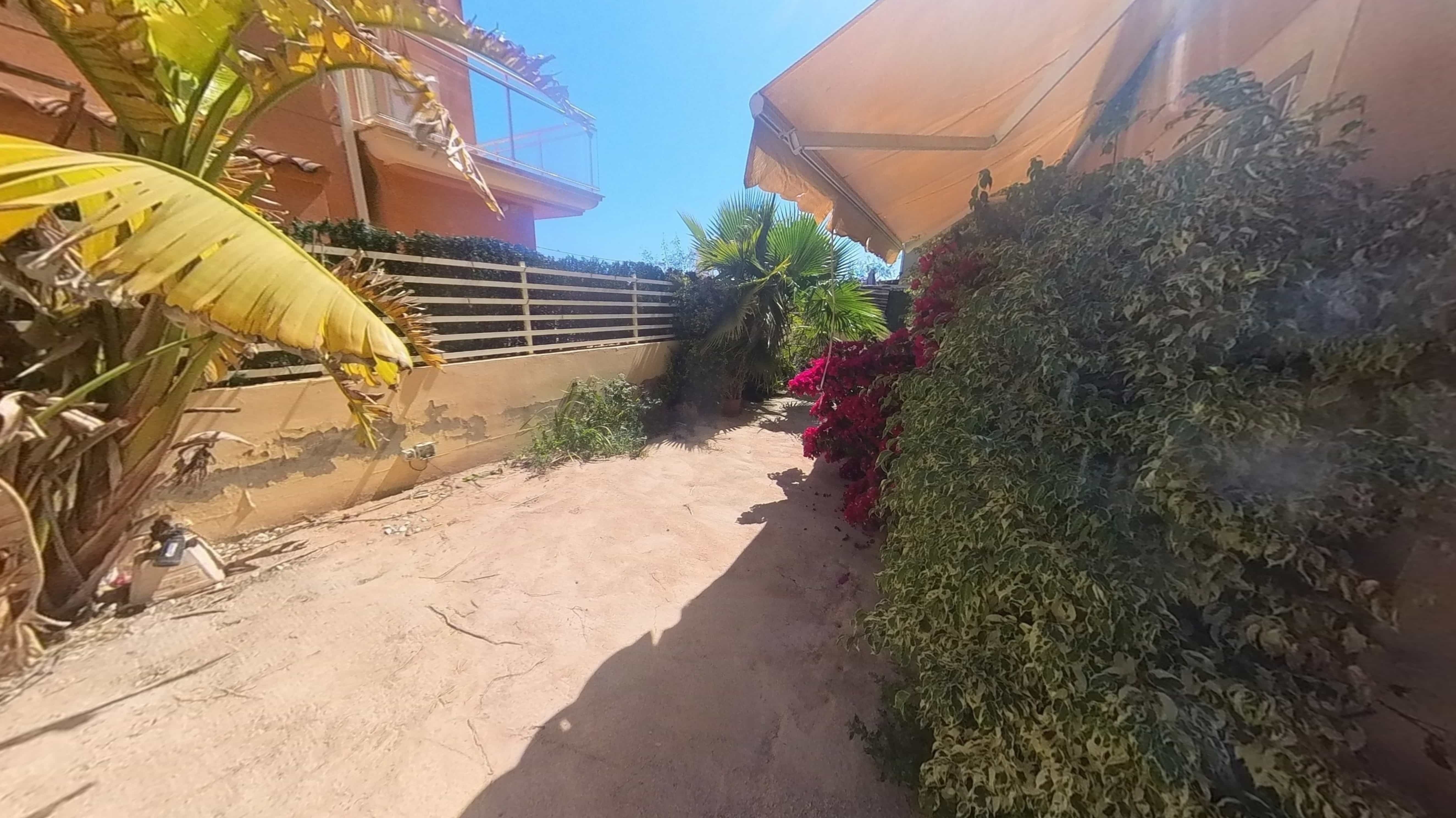 Chalet adosado en venta en avda Escandinavia