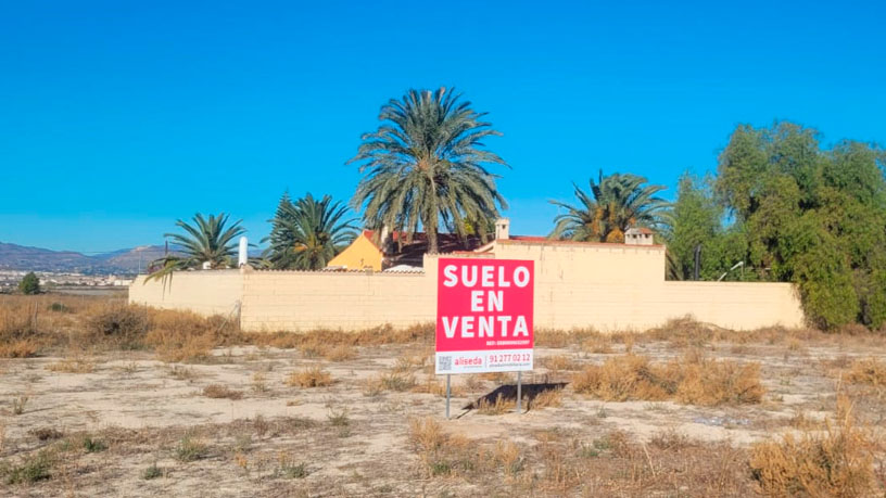 Terrain aménageable à vendre à urb Capitana, la