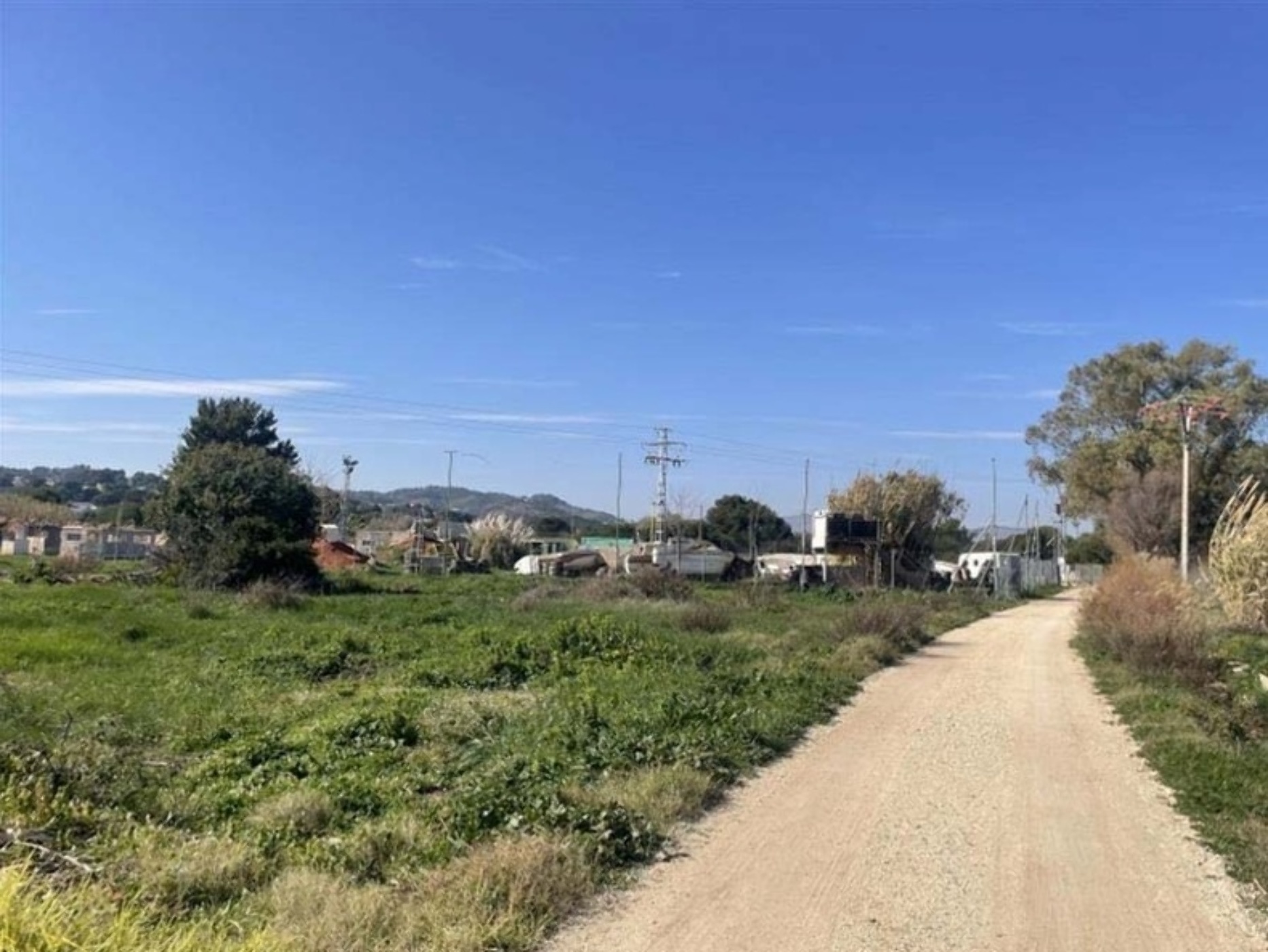 Rustic property for sale in  Salobres, 19 Residencial