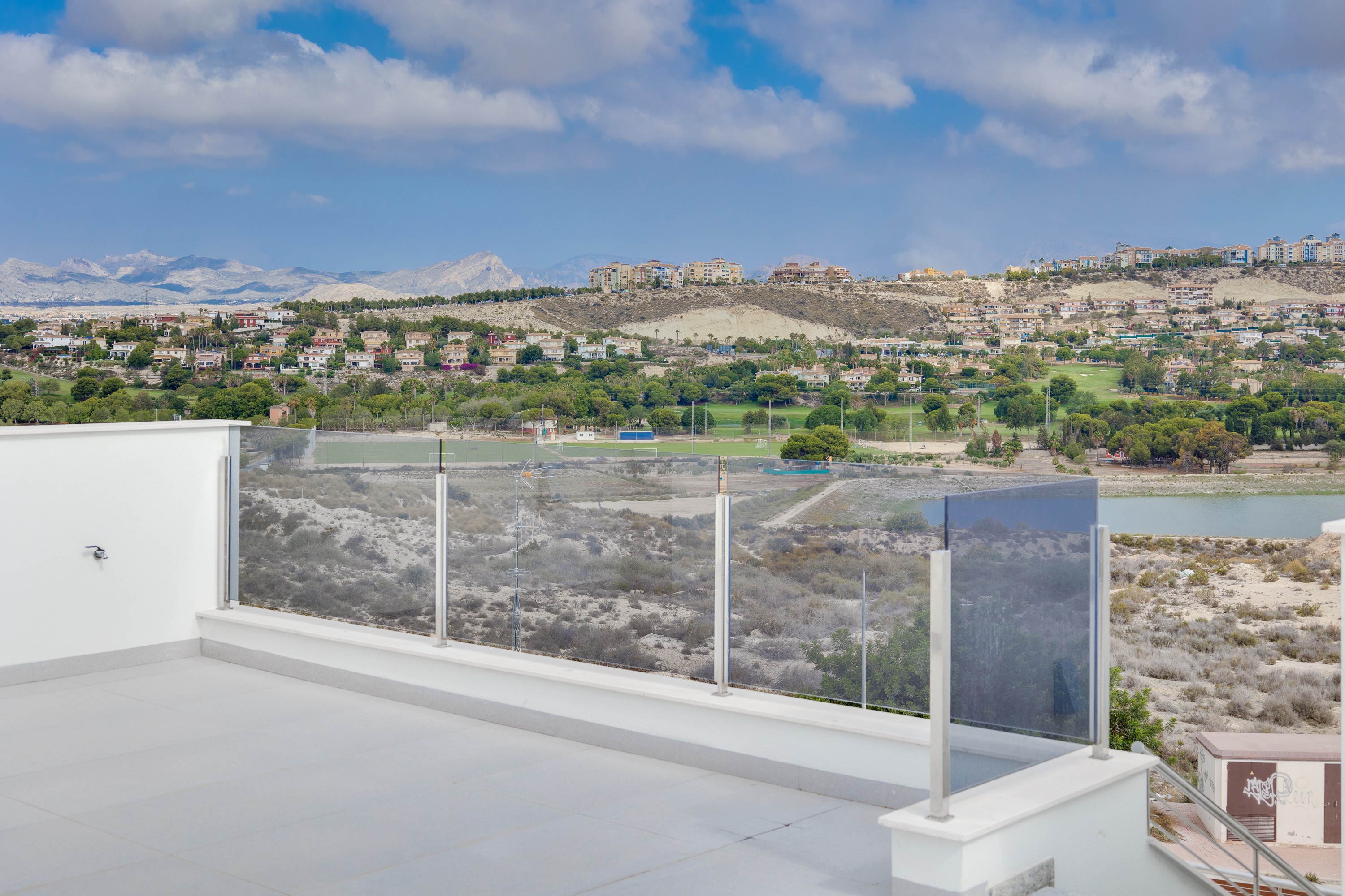 Casa en venta en calle Llentiscle