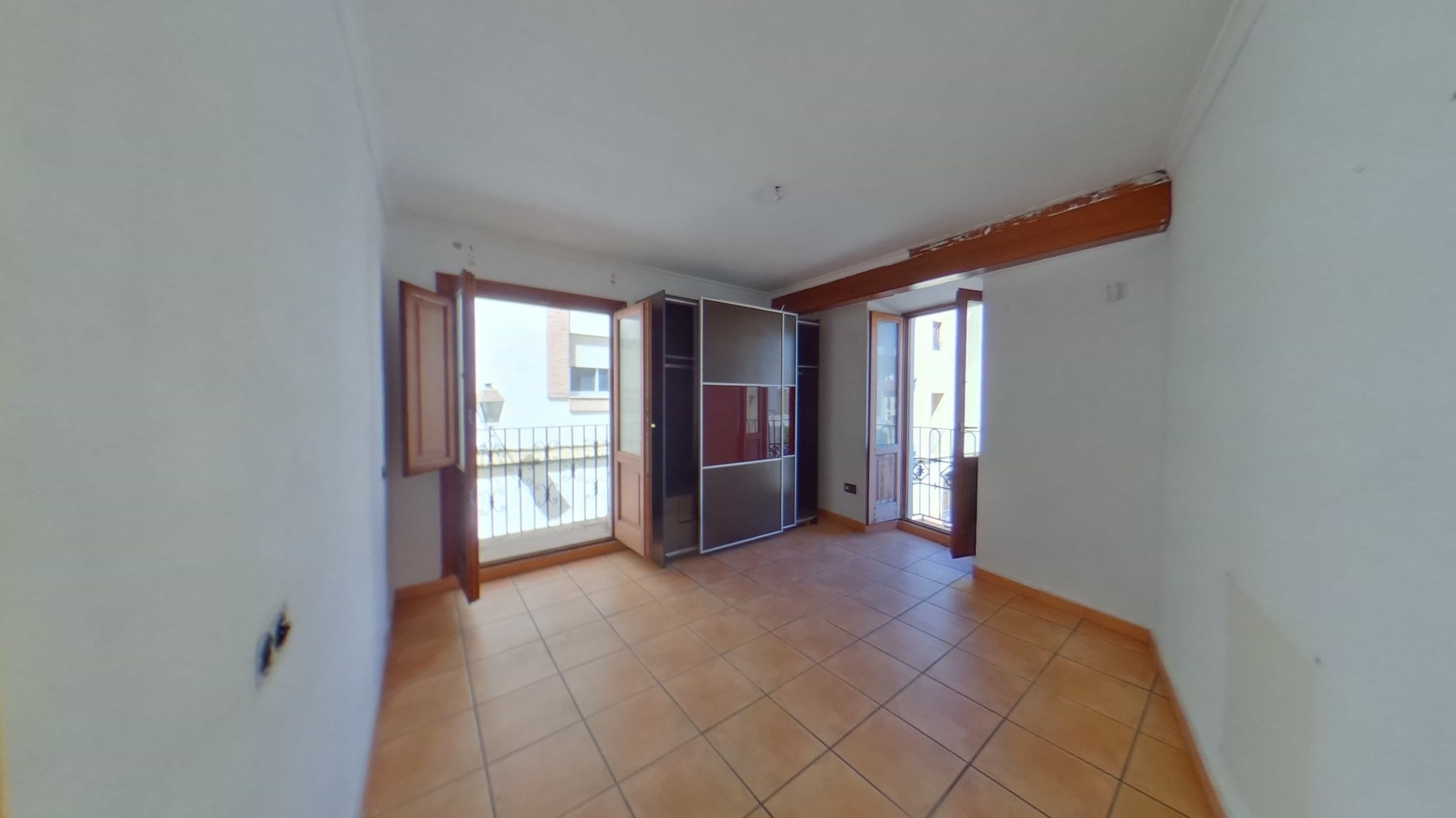 Piso en venta en calle Abadia