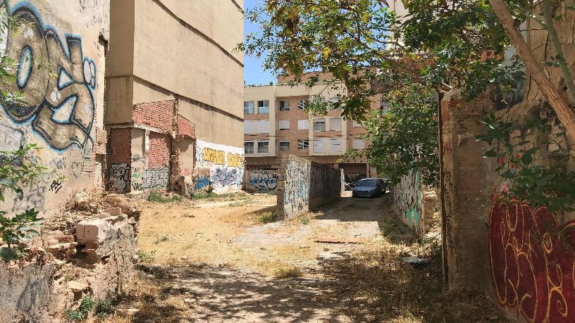 Terreno urbanizable en venta en calle Sagunto