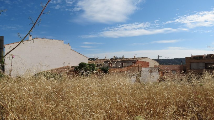 Terreno urbano en venta en calle Eduardo Alante 11